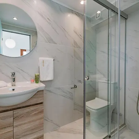Eventide Villa *